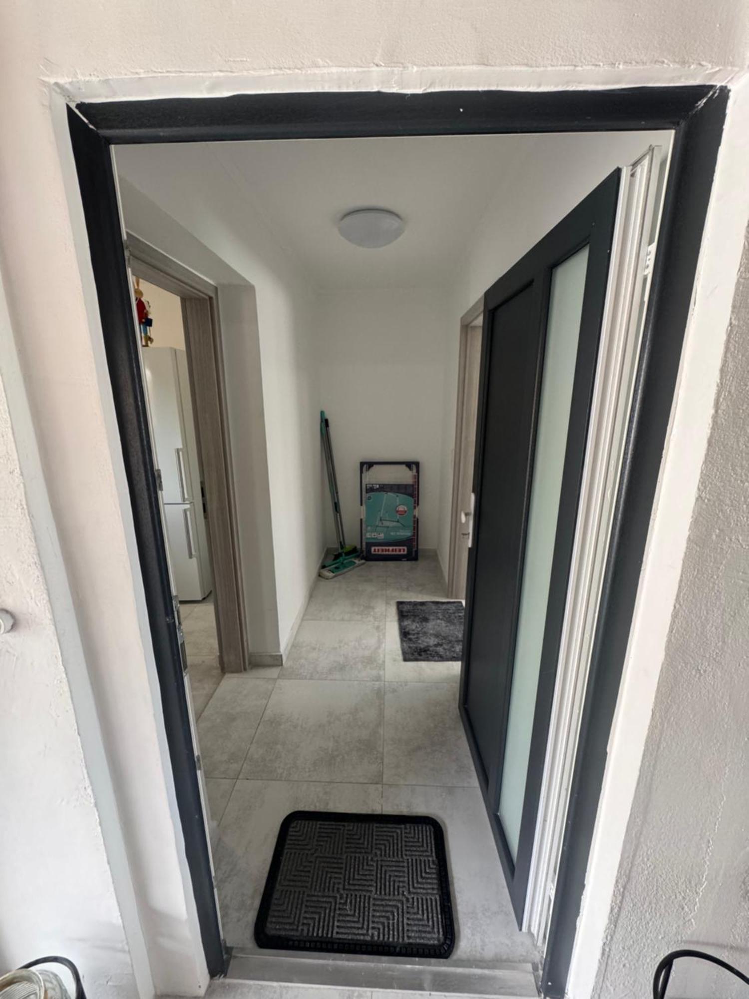 Apartment Schoene In *